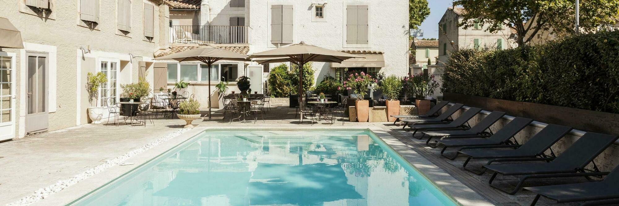 La Touloubre La Barben Exterior foto